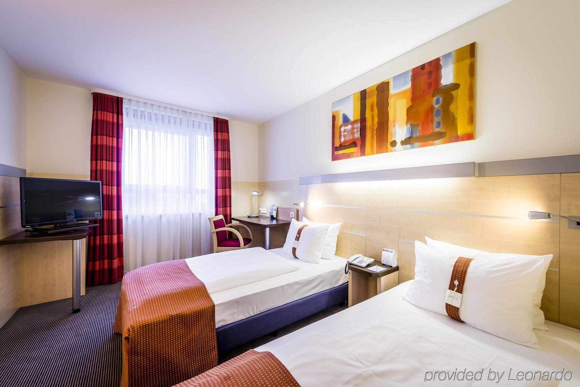 Express Centre By Ihg